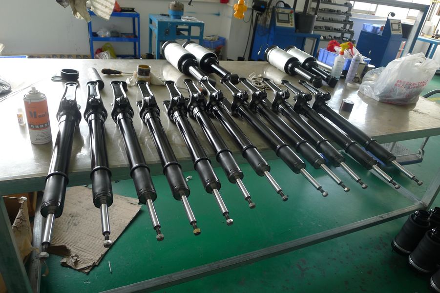 Guangzhou Jovoll Auto Parts Technology Co., Ltd. linia produkcyjna producenta