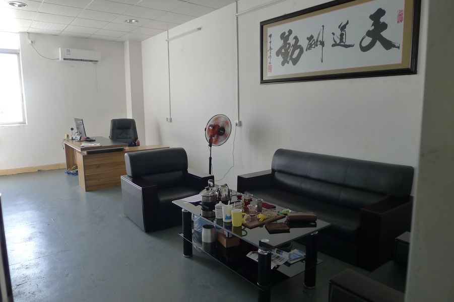 Guangzhou Jovoll Auto Parts Technology Co., Ltd. linia produkcyjna producenta