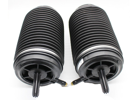 Z tyłu lewy / prawy zawieszenie powietrzne Sprung Bag For Porsche Macan 17-21 2.0L 2.9L 3.0L 3.6L 95B616001B 95B616002B