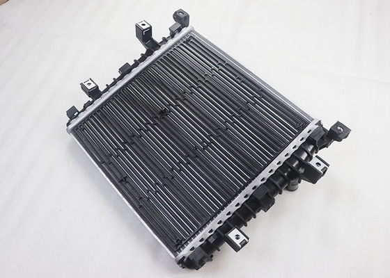 7L8121212A Grzejnik pasuje do Audi Q7 4L 3.0 2010-2015 Volkswagen Touareg 2004-2010